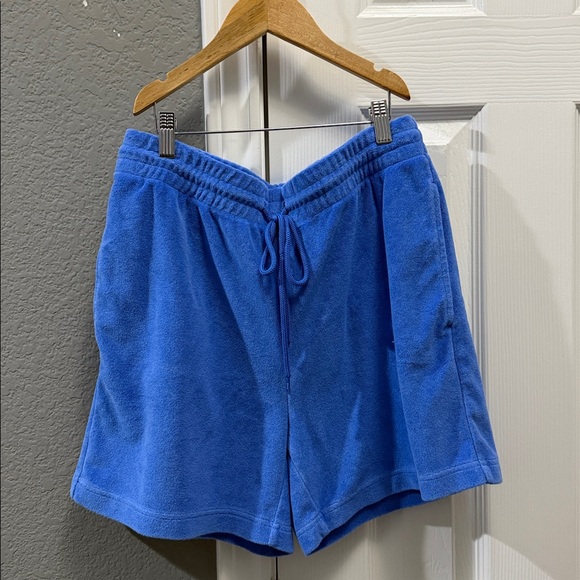 Aritzia TNA boyfriend terry towel shorts size medium - Picture 2 of 4